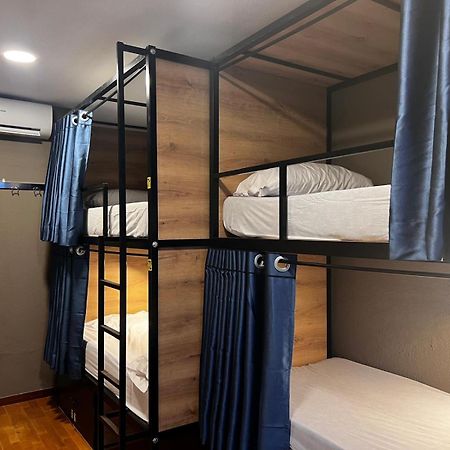 Hostel Estrella 20 Мадрид Екстер'єр фото