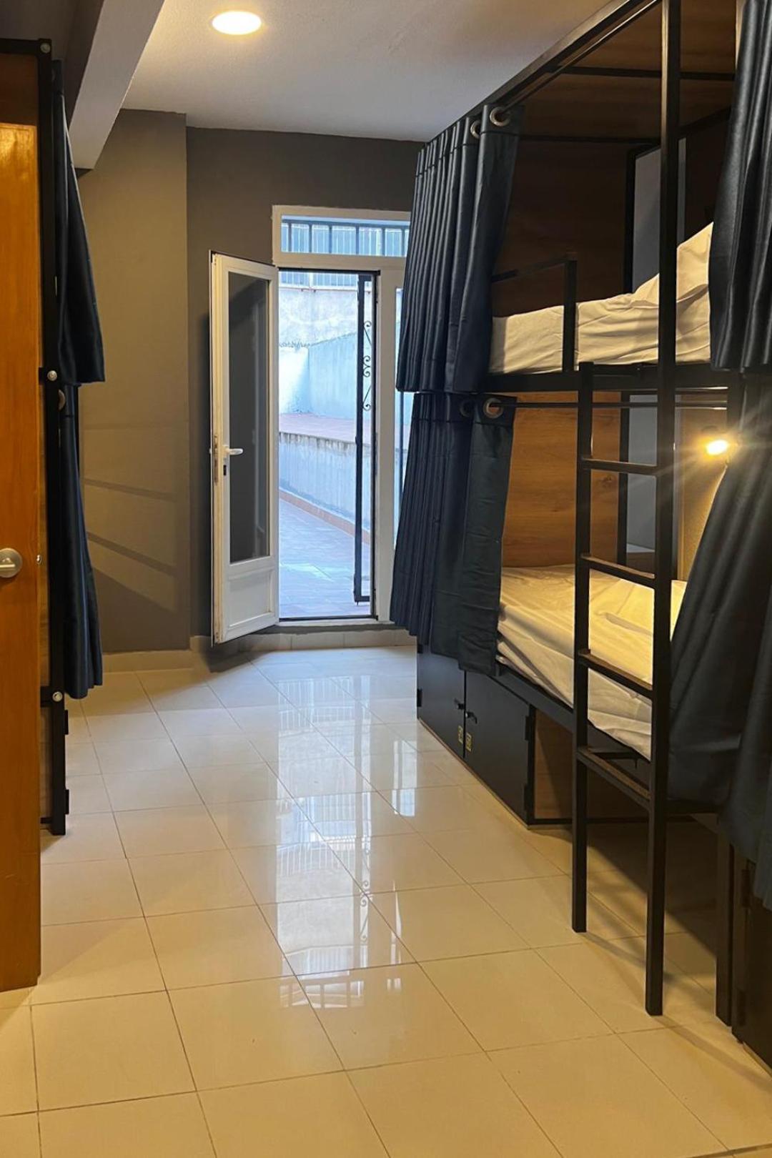 Hostel Estrella 20 Мадрид Екстер'єр фото